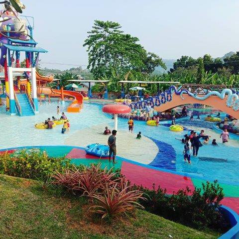 Water Park Citra Garden di Lampung