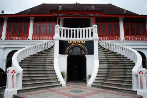 Top 10+ Gambar Museum Sultan Mahmud Badaruddin 2 II Palembang, Sejarah, Lokasi + Peninggalan