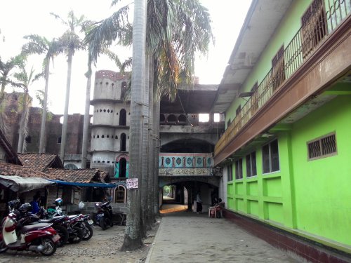 Beberapa Nama, Sejarah Singkat, Bangunan Kuno, Rute Menuju Lokasi, Tips Saran, Masjid Pintu Seribu Tangerang