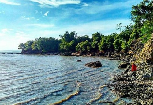 Top 10+ Gambar Pantai Rongkang Madura, Rute Menuju Wisata, Lokasi Alamat + Keindahan di Sekitar