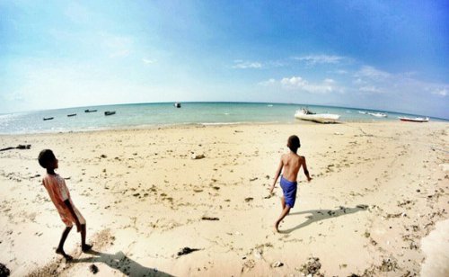 Romantisnya Sunset di Pantai Pasir Panjang Kupang