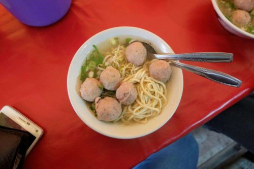 Top 10+ Daftar Gerai Bakso di Jakarta Timur Yang Enak dan Nikmat, Simak Rekomendasi Berikut Ini
