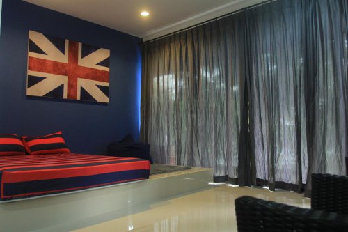 1. Padmadewi Anyer Villa &amp; Hotel, 2. Hawaii Resort Family Suites, 3. Aston Anyer Beach Hotel, 4. Marbella Hotel, Convention &amp; Spa, 5. The Royale Krakatau, 6. Amaris Hotel Cilegon, 7. Hotel Mambruk Anyer, 8. Allisa Resort Hotel, 9. Anyer Cottage Hotel Beach Resort, 10. Salsa Beach Hotel Anyer, 11. Nuansa Bali Hotel Anyer, 12. Kampoeng Poci Hotel, 13. Resort Prima Anyer, 14. The Acacia Hotel Anyer, 15. Patria Jasa Anyer Beach, Top 15+ Hotel Terbaik dengan Harga Terjangkau di Anyer Mulai Rp.325.000