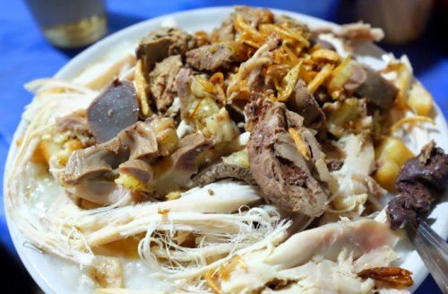 1. Bubur Gibbas, 2. Bubur H. Amid, 3. Bubur Pak Imon, 4. Bubur Pak Zaenal, 5. Mang H. Oyo Pusat, 6. Bubur Ayam Yuyu, 7. Bubur Ayam PMI, 8. Bubur Lampur Merah, 9. Bubur Palaguna, 10. Bubur Handayani, Top 10+ Rekomendasi Sarapan Bubur Ayam Paling Yummy di Bandung Ini Siap Bikin Laparmu Hilang!