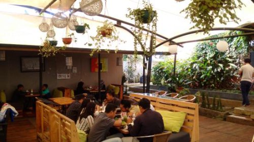 Top 10+ Rekomendasi Cafe Yang Sangat Kece di Daerah Cimahi Bikin Kalian Betah Nongkrong