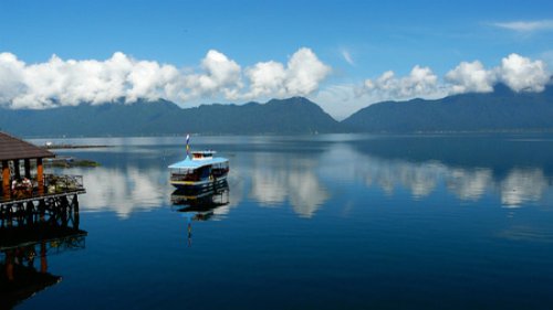 Top 5+ Rekomendasi Wisata Danau Dengan Pesona Khasnya Wajib Dikunjungi Saat di Daerah Padang Sumatra Barat