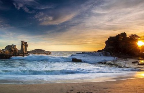 Top 6+ Fenomena yang Membuat Kita Harus Ke Pantai klayar Pacitan Walau Hanya Sekali