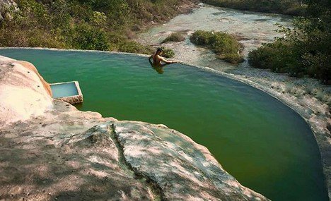 1. Sudah ada sejak Lama, 2. Berasal dari Sumber Mata Air Alam, 3. Berkhasiat Bagi Tubuh, 4. Berendam Sambil Menikmati Pemandangan, 5. Kolam Renang Pribadi yang Tertutup, 6. Banyak Permainan dan Outbound, 7. Latihan Bercocok Tanam, 8. Arena Meningkatkan Kreatifitas dan Seni, Top 8+ Aktivitas di Pemandian Air Panas Ciseeng Jawa Barat