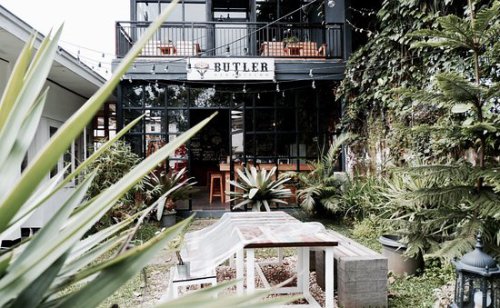 1. Butler Bar &amp; Bistro, 2. Cafe Bakso, 3. Brunch Recipe, 4. Red Brick Cafe, 5. K&rsquo;Viesta Cafe &amp; Coffee House, 6. C&rsquo;Kopi Gaud, 7. Les Trois, 8. Rumah Mesra, 9. Suatu Hari Cafe, 10. Mamih Ungu, Top 10+ Rekomendasi Tempat Nongkrong Daerah Sukabumi Yang Menarik Ini Wajib Untuk DiCoba Satu Persatu