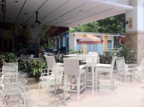 1. Backyard, 2. Ice Cream Cafe &amp; Resto Geometry, 3. Click Cafe &amp; Photo Studio, 4. Cafe 316, 5. Routine Cafe &amp; Eatery, 6. Intro Jazz BSD, Top 6+ Referensi Tempat Nongkrong Paling Hits Daerah Tangerang Selatan, Yuk Ajak Temen Hangout Seru-seruan Disini