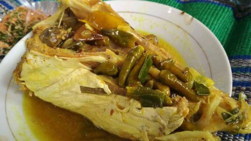 1. Pindang Gombyang, 2. Nasi Lengko, 3. Rumbah, 4. Burbacek, 5. Keripik Tike, 6. Cimplo, 7. Kue Koci, 8. Blendung, 9. Blenget Cotot, 10. Dongkal, Top 10+ Referensi Makanan Khas di Daerah Indramayu Yang Enak dan Lezat Akan Membuat Lidah Bergoyang
