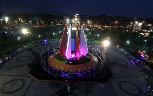 1. Alun-Alun Mojokerto, 2. Nasi Goreng Yakuza, 3. White Modjo Kitchen &amp; Coffee, 4. Bukit Watu Jengger, 5. Bumi Perkemahan Dlundung Trawas, 6. Puncak Gn. Penanggungan, Top 6+ Rekomendasi Tempat Wisata Malam Hari di Wilayah Mojokerto Yang Kekinian Bikin Feedsmu Makin Cantik