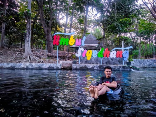 Harga Tiket Masuk, Jalan Menuju Lokasi, Fasilitas, Spot Foto Instagramable, Daya Tarik Umbul Sigedang, Coba Sensasi Berenang dan Berendam di Umbul Sigedang Klaten