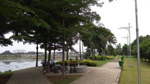 1. Taman Waduk Ria Rio, 2. Taman Mini Indonesia Indah, 3. Taman Anggrek Indonesia Permai, 4. Taman RPTRA Bambu Petung, 5. Taman Palem, 6. Hutan Kota Pondok Kelapa, 7. Taman Menteng Utama, 8. Taman Rusa Bintik Putih Brigif 17, 9. Taman Cornel Simanjuntak, 10. Taman Mahoni, Top 10+ Rekomendasi Taman Daerah Jakarta Timur Ini Cocok Bangat Buat Kalian Yang Mau Menenangkan Diri