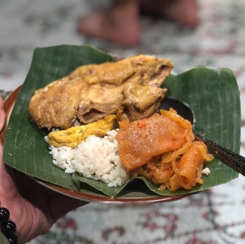 Daftar Harga Menu, Daftar Harga Minuman, Jalan Menuju Lokasi, Fasilitas, Keistimewaan Nasi Bu Wido, Nasi Ayam Bu Wido Sang Legend Kuliner di Semarang