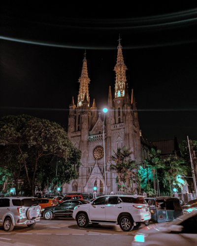 Megahnya Gereja Katedral, Tempat Ibadah Umat Katholik Terbesar di Jakarta