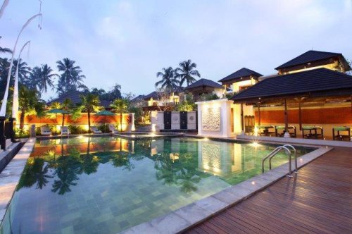 1. Onje Villa, 2. Villa Sunshine, 3. Villa Ole, 4. A Villa Ubud By UHM, 5. Villa Ubud Corner 88, 6. Villa Cinta Ubud, 7. Villa Chempaka, 8. Villa Gusku, 9. Villa JJ&amp;Spa, 10. Villa Ubud Lestari, Top 10+ Pilihan Villa di Daerah Ubud Yang Recommended dan Harganya Murah Mulai Dari Rp.477.090