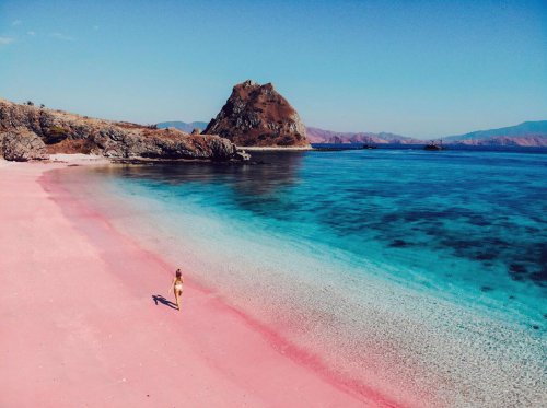 Top 10+ Referensi Pantai Terindah di Negara Indonesia, Ada Yang Masuk Jajaran Dunia Lho!
