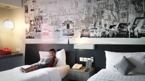 1. Hotel Neo Mangga Dua Square, 2. Mercure Convention Centre, 3. Discovery Hotel, 4. Ibis Style Mangga Dua Square, 5. Putri Duyung Resort, 6. Airy Ancol UBM, 7. BI Executive Hotel, 8. Cordex Hotel, 9. OYO 1422 My Home At Ancol, 10. Aston Marina Hotel, Top 10+ Rekomendasi Hotel di Dekat Ancol Jakarta Utara Dengan Harga Murah Mulai Rp130 Ribuan Per Malam