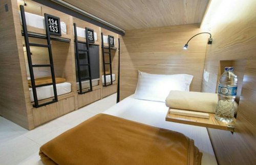 1. Hotel Rail Transit Suite Gambir, 2. Hotel Mercure Sabang, 3. Amaris Hotel Juanda, 4. Fave Hotel Pasar Baru, 5. Ibis Jakarta Arcadia, 6. Hotel Bunga-Bunga, 7. Airy Eco Hayam Wuruk, 8. Hotel Mustika Senen, 9. Sriwijaya Hotel, 10. Citi M Hotel, Top 10+ Pilihan Hotel Dekat Monas, Mulai Rp.100.000 Per Malam