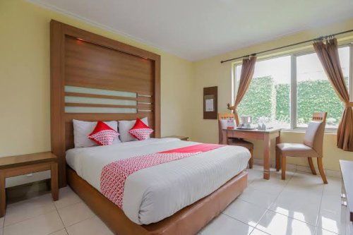 Top 10+ Pilihan Hotel Dekat Stasiun Senen, Murah Mulai 104 Ribuan
