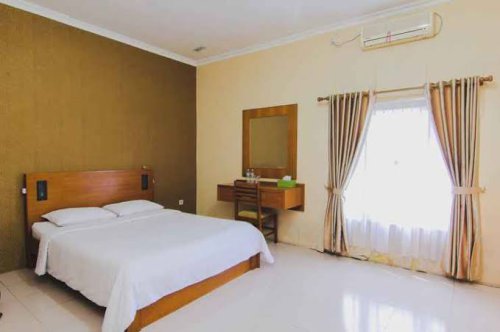 1. Hotel Bandara ASRI, 2. Hotel Platinum Adisucipto, 3. Airy Eco Bandara Adisujipto, 4. ReddoorzNearAdisuciptoAirport 2, 5. D&rsquo;SalvatoreArt &amp;Boutique Hotel, 6. Hotel Wijaya, 7. Hotel Omahkoe, 8. Sheraton Mustika Yogyakarta Resort &amp;Spa, 9. University Hotel, 10. Hotel Srikandi Bandara, Top 10+ Pilihan Hotel Dekat Bandara Adisucipto, Mulai 99 Ribu Aja