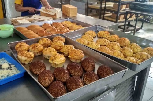 Daftar Toko Roti Terkenal di Bandung Enak dan Harga Murah, Mana Yang Bisa Delivery?