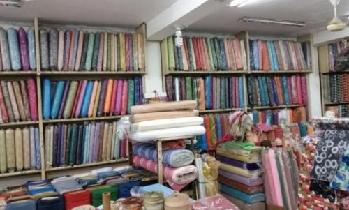 1. Toko Putra Anggrek, 2. Toko Textile Anggraini, 3. Depok Kain Kaos Sakura Sandang, 4. Anugrah Textile, 5. Toko Bahan Kaos Gemilang, 6. Garden Textile, 7. Toko Bahan Kaos Maju Jaya, 8. Toko Tekstil Spesial, 9. Mac Mohan, 10. Serba Peni, Top 10+ Rekomendasi Toko Kain Murah di Wilayah Solo Yang Cocok Untuk Memenuhi Kebutuhan Sandangmu