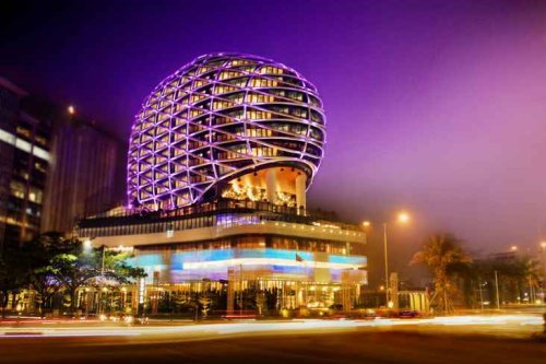 1. JHL Solitaire, 2. Atria Gading Serpong, 3. Novotel Tangerang, 4. Mercure Serpong, 5. Mercure BSD City, 6. Aryaduta Lippo Village, 7. Narita Hotel, 8. Grand Soll Marina, 9. Soll Marina, 10. FM7 Resort, Warga Tangerang Jika Ingin Staycation, Coba 10 Hotel Fasilitas Bathtub Ini Dengan Harga Mulai Rp381.000