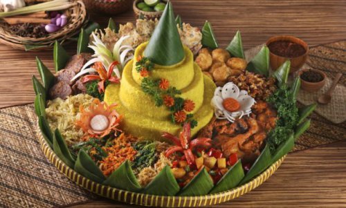 1. Sonokembang, 2. Ivanna, 3. Niki Eco, 4. Susan Catering, 5. Rani’s Catering, 6. Mamos Catering, 7. Blewo, 8. Little Box, 9. Nutribox, 10. Catering Pawon 22, Top 10+ Referensi Vendor Catering Terbaik di Malang, Buat Konsumsi Sehari-Hari Maupun Acara Khusus