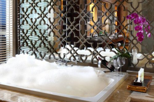 Buat Para Wisatawan Jika Berkunjung Ke Jogja, Berikut Daftar Hotel Dengan Bathtub Mulai Rp640.000