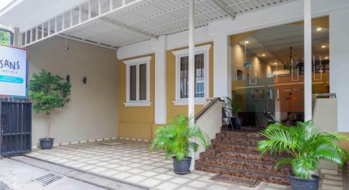 Daftar Harga Kamar Sans Hotel Empress Simpang Lima, Penginapan Murah dan Nyaman di Semarang