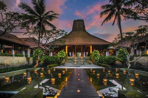 Review Singkat, Daftar Harga Kamar, Harga Menu Makanan, Fasilitas Yang Ada, Rute Menuju Lokasi, Tempat Terkenal di Sekitar, Top 10+ Potret Maya Ubud Resort, Hotel Mewah Dengan Sentuhan Alam Yang Cocok Buat Bulan Madu