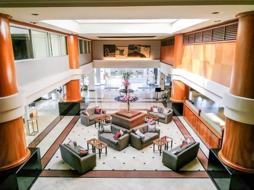 Review Singkat, Daftar Harga Kamar, Tempat Makan, Fasilitas Yang Ada, Meeting And Events, Rute Menuju Lokasi, Tempat Terkenal di Sekitar, Verwood Hotel Surabaya, Akomodasi Yang Sudah Ada Sejak Lama dan Masih Eksis Hingga Sekarang!