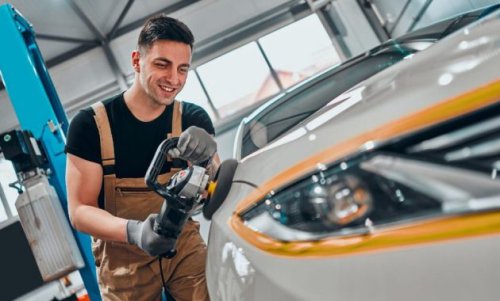 1. Master Detailing, 2. Proper Touch Moto Detailing, 3. HD Car Care Serpong BSD, 4. Windu Autocare, 5. Wika Autocare, 6. Fox Autodetailing, 7. Royallezo Auto Detail Salon Mobil dan Motor, 8. Scuto Medan Ring Road, 9. XPrime Autodetailing Palembang, 10. Golden Car Center, Top 10+ Salon Mobil Terbaik di Indonesia, Manakah Yang Terdekat Dari Lokasi Tinggalmu Sekarang?