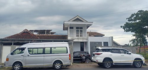 1. Agus Rental, 2. Kota Kota Transport, 3. Apriana Carter, 4. APS.RentCar, 5. Cimadu Trans, 6. Rosella Garage, 7. Sri Ayu Rentcar, 8. SA Rental, 9. Awani Rental, 10. Atha Trans, Top 10+ Rental Mobil Magetan Lepas Kunci, Harga Pick Up 250K
