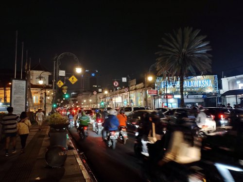 Hotel Keluarga Dekat Alun Alun Bandung: 7 Opsi Nyaman untuk Jalan Kaki ke Pusat Kota