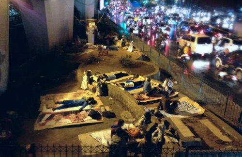 Peta singkat area parkir Blok M malam hari, Titik parkir yang paling realistis untuk keluarga, Kisaran tarif dan biaya tambahan yang perlu disiapkan, Strategi datang dan pulang agar tidak terjebak antrean, Checklist praktis sebelum berangkat, FAQ parkir Blok M malam hari, Parkir Blok M Malam Hari untuk Wisata Keluarga: Titik Aman, Tarif, dan Akses Pulang