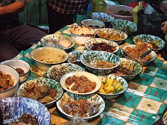Top 7+ Tempat Sarapan Keluarga Jalan Siliwangi Cirebon: Rute Pagi, Menu, dan Budget