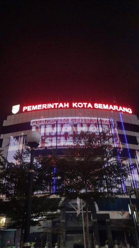 Jalan Kaki Malam Kota Lama Semarang: Rute Keluarga yang Nyaman dan Aman