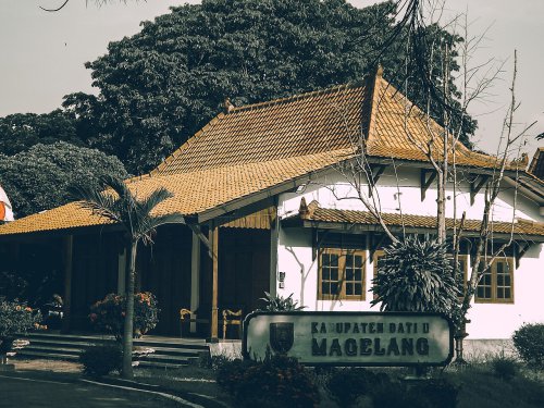 Parkir Alun Alun Magelang Malam Keluarga: Titik Aman, Tarif, dan Rute Jalan Kaki ke Area Jajan