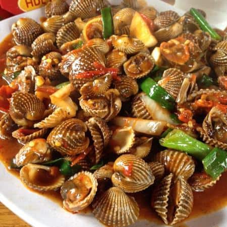 1. HDL 293 Seafood  , 2. Parit 9 Seafood, 3. Raja Rasa, Sundanese &amp; Sea Food Restaurant, 4.&nbsp;Seafood Kiloan Bang Bopak, 5. Seafood Mas Gondrong, 6. Vitamin Sea, 7. Warung Celup, 8. Lautan Merah Seafood, 9. Ikan Bakar Nelayan Makassar, 10. Dancing Crab, 11. Kepiting Chef Epi, 12. Ma'Kerang, 13. Kampung Miun 512, 14. Captain's Seafood, 15. Fish Wow Chicken, Top 15+ Tempat Makan Seafood di Bandung yang Enak Banget