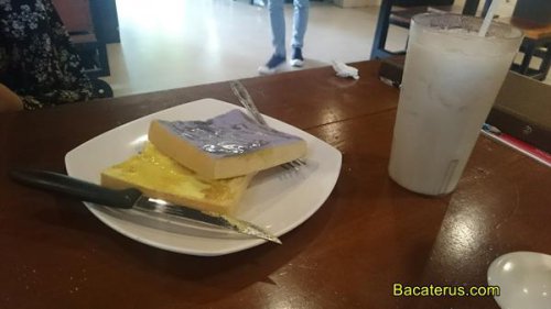 Top 9+ Tempat Makan dan Cafe 24 Jam di Bandung yang Enak