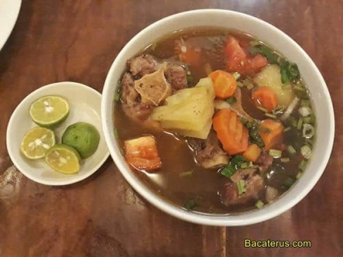 sop buntut kuah
