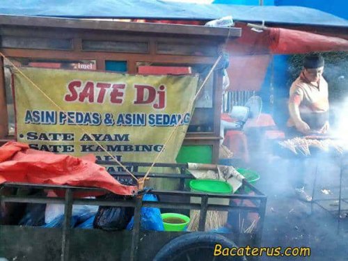 Menikmati Sate DJ Bandung Yang Unik, Enak, dan Melegenda