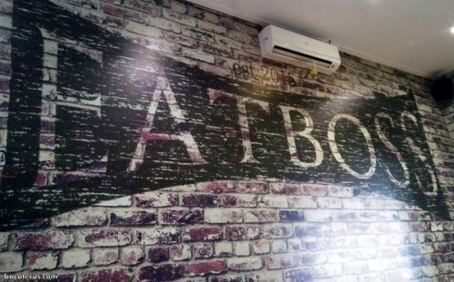 Nikmati Makanan Enak Porsi Jumbo di "Eat Boss" Bandung