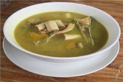 1. Juhu Umbut Rotan, 2. Juhu Singkah Enyuh, 3. Juhu Kujang, 4. Kalumpe, 5. Wadi, 6. Jelawat Goreng, 7. Telur Ikan Masak Kuning, 8. Bengamat, 9. Hintalu Karuang, 10. Keripik Kalakai, 11. Wadai Apam, Top 11+ Makanan Khas Palangkaraya yang Enak &amp; Wajib Disantap