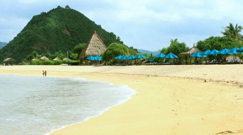Ini Dia 10 Pantai di Lombok yang Cantik dan Wajib Dikunjungi