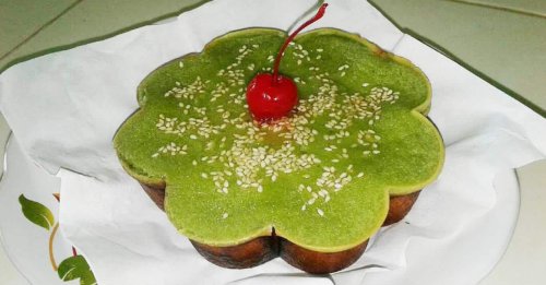 1. Bolu Kemojo, 2. Dodol Kedondong, 3. Keripik Nanas, 4. Lopek Bugi, 5. Pastel Ikan Patin, 6. Salai Ikan Patin, 7. Roti Jala, 8. Kacang Pukul, 9. Kue Bangkit, 10. Peyek Jangkrik, Inilah 10 Oleh-Oleh Khas Riau yang Sayang Dilewatkan