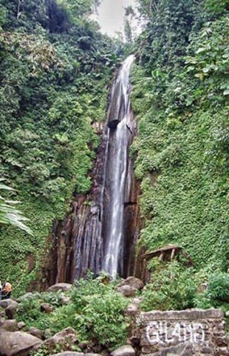 1. Coban Canggu, 2. Air Terjun Kapas Biru, 3. Air Terjun Tirtosari Sarangan, 4. Air Terjun Goa Luweng, 5. Coban Cinde, 6. Air Terjun Watu Lawang, 7. Coban Talun, 8. Tumpak Sewu, 9. Air Terjun Tirto Galuh, 10. Coban Pelangi, Ini 10 Air Terjun di Jawa Timur yang Menyegarkan Pikiranmu